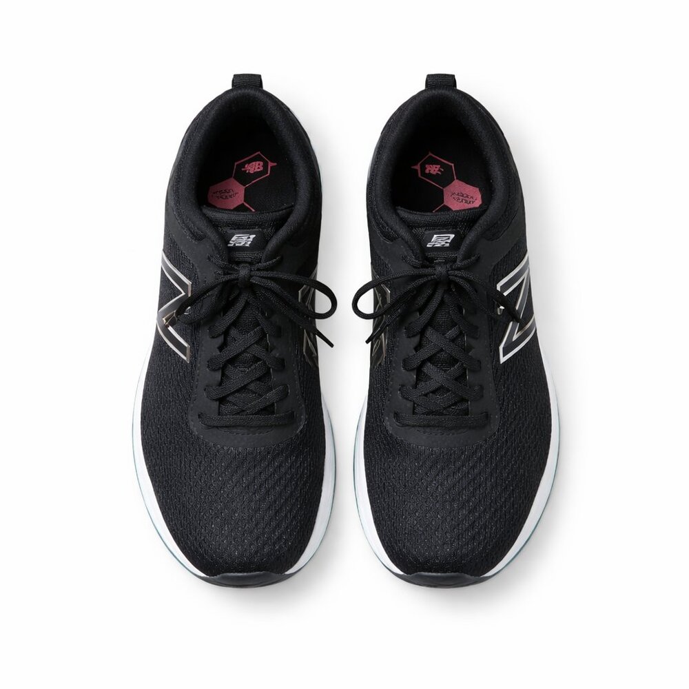 New Balance Women’s Size 8 Black Running Shoes Silver Logo Athletic Sneakers